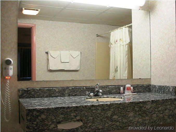 Red Carpet Inn Williamstown Room photo